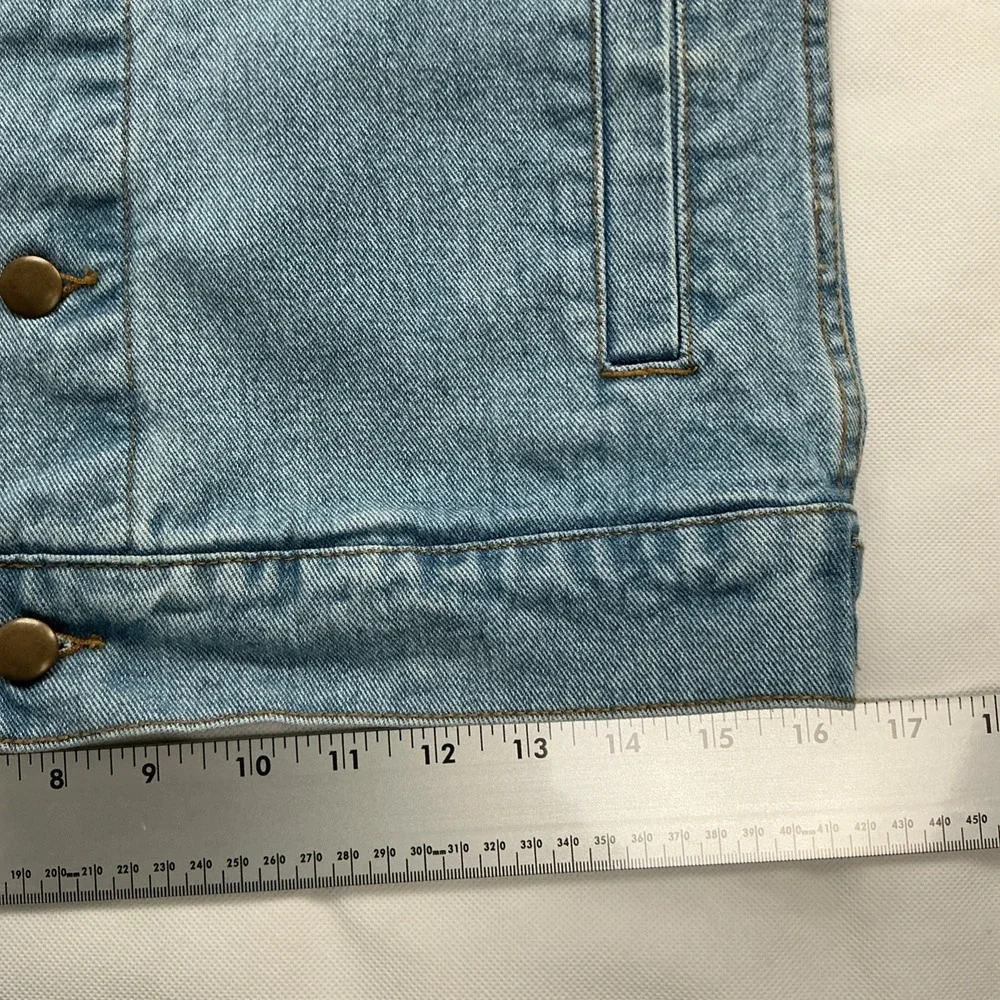 American Apparel Classic Trucker Jean Jacket Mens XXS Light Wash Denim RSAND400W